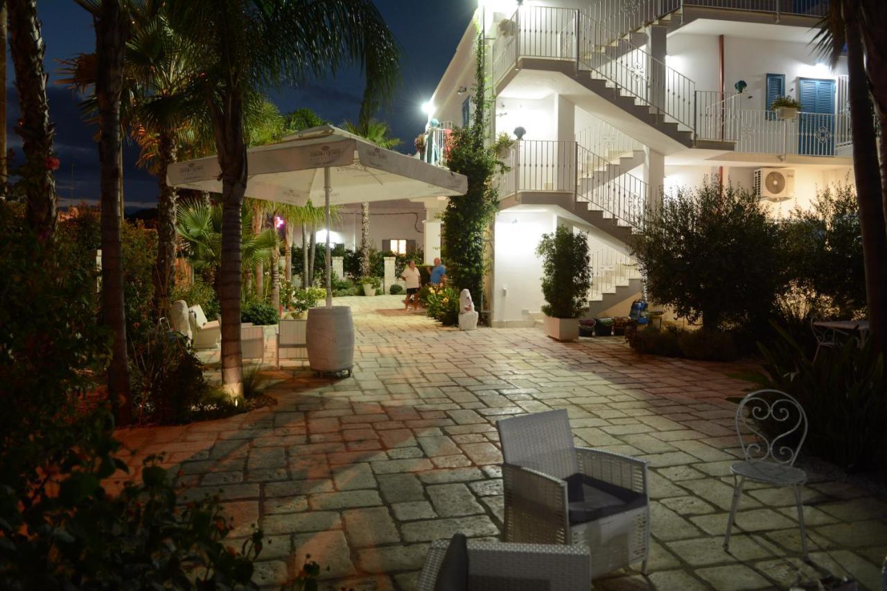 B&B La Colimena 托雷科里梅纳 外观 照片